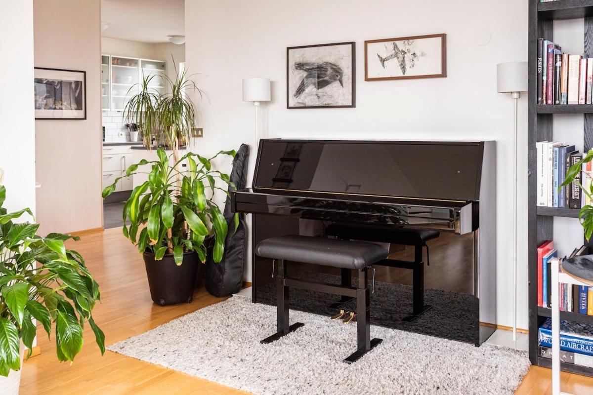 Homestay Private With Views To The Mountains Reykjavik